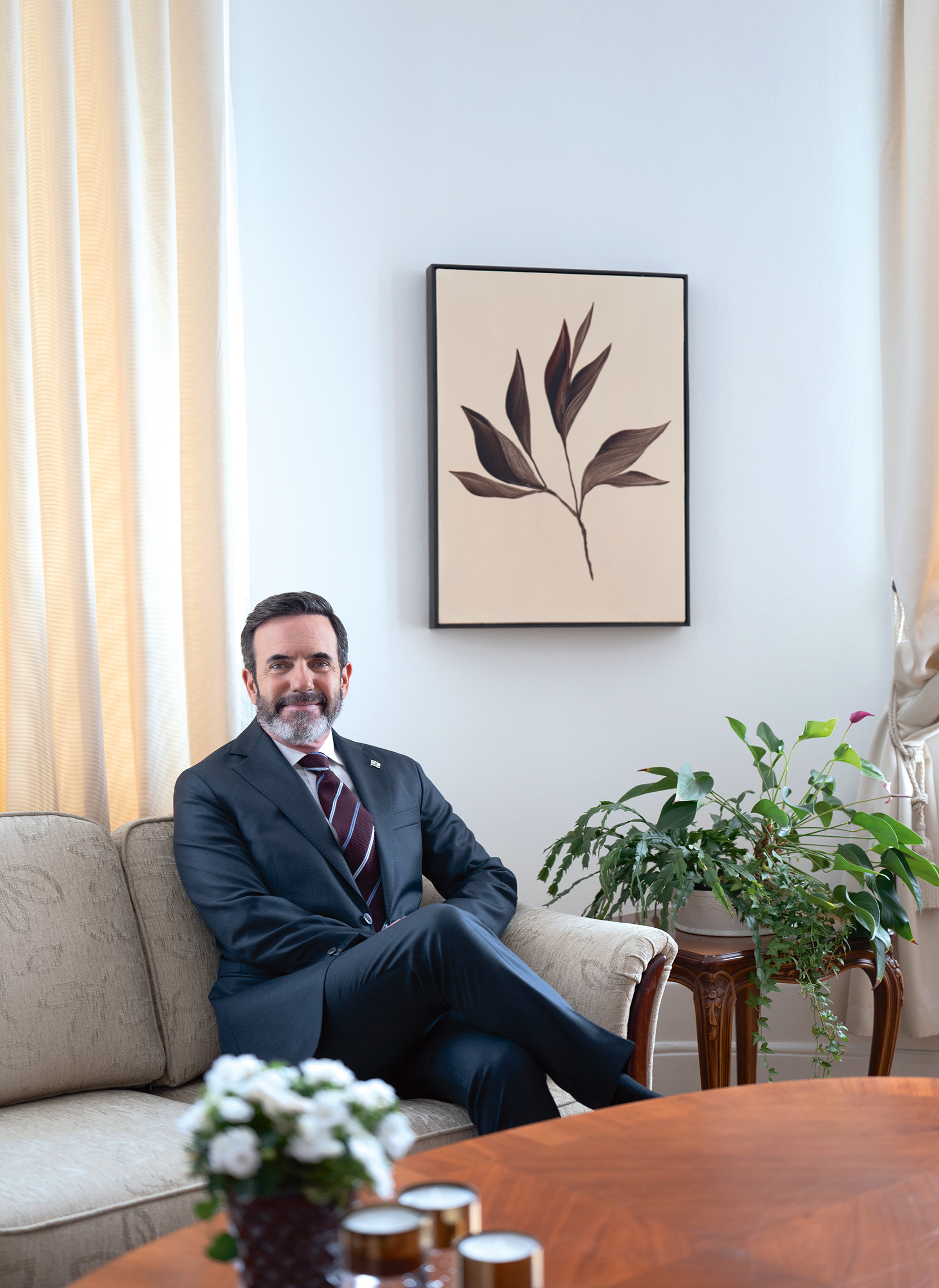”Jag ville bli kulturambassadör men blev en krigsambassadör”